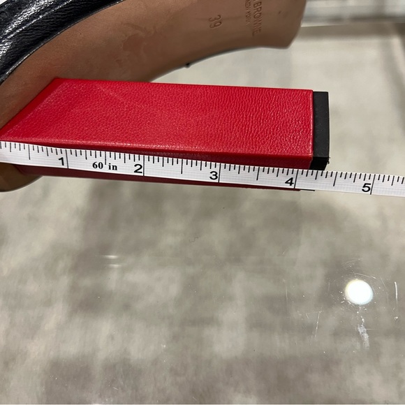 Thom Browne High Heels - Picture 16 of 16